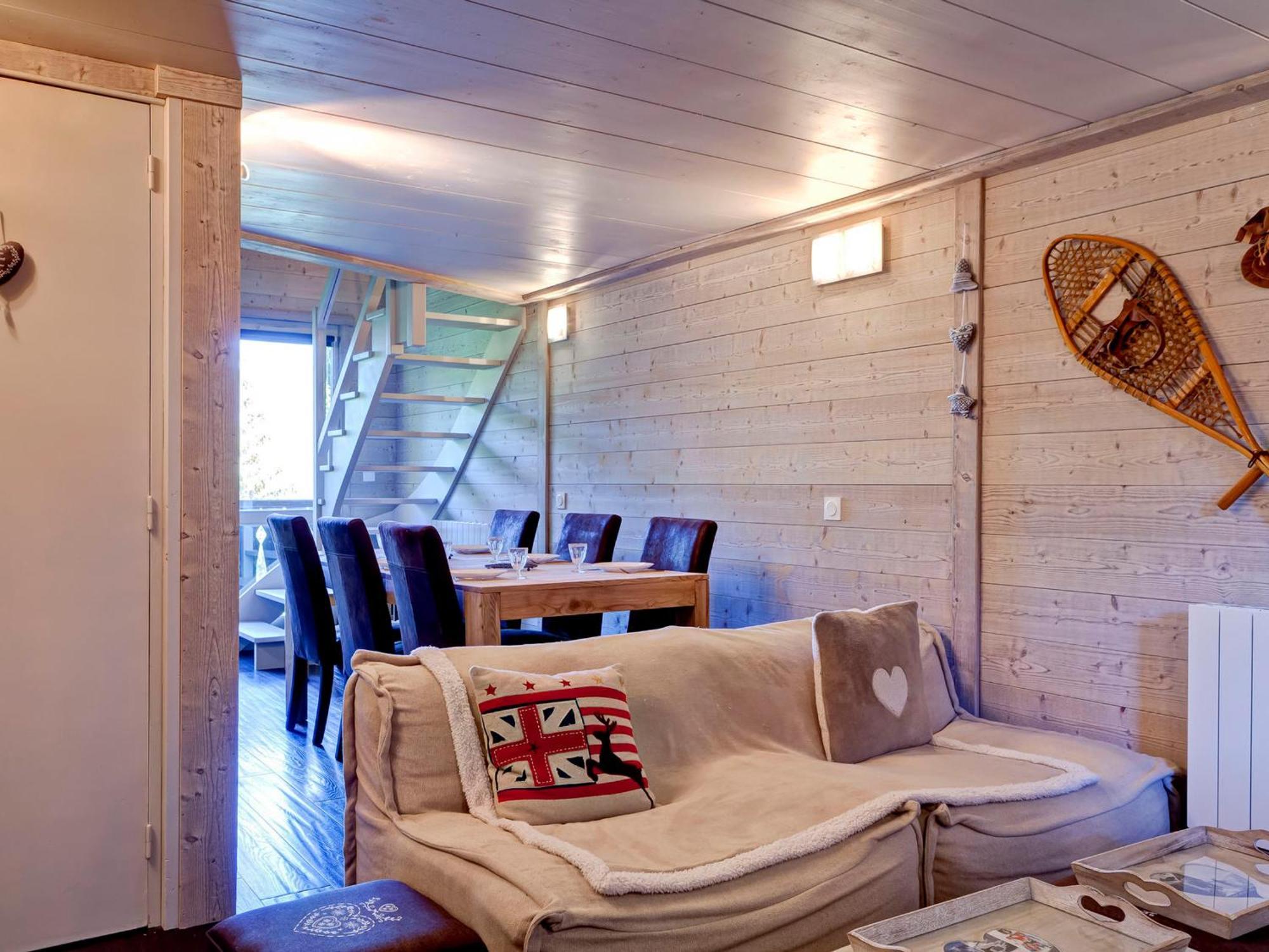 A 1550, A 50m Des Pistes, 60m², Balcon, Parking Couvert - Fr-1-514-23 Courchevel